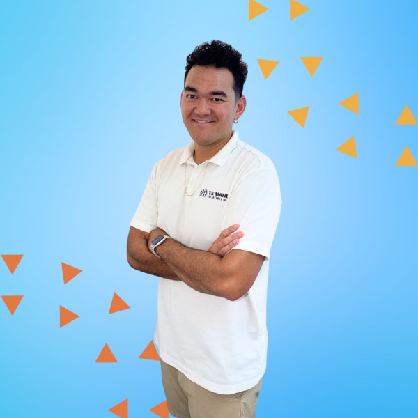 Portrait de Rauhiti Jacquet, Co-gérant chez Te Manu Immobilier