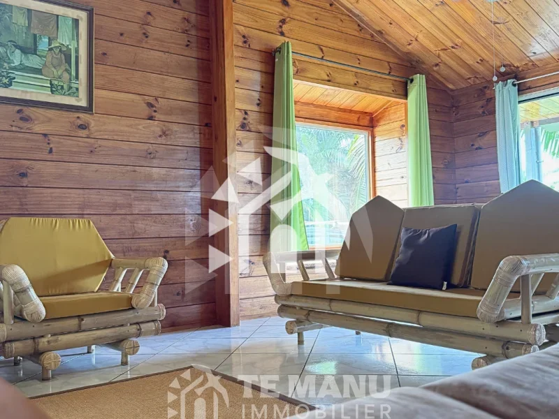 À louer sur Papara – Maison de 180 m² de type F4 -