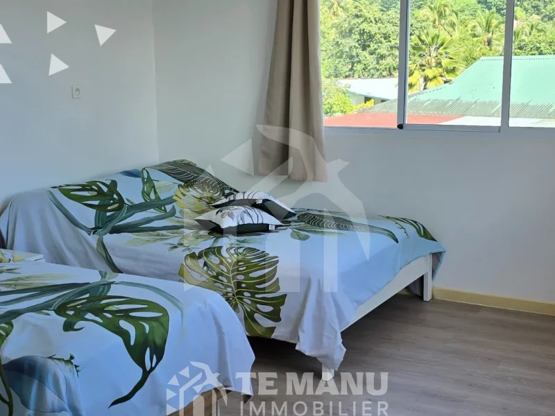 A vendre – IMMEUBLE POLYVALENT À PUEU - temanuimmobilier.com